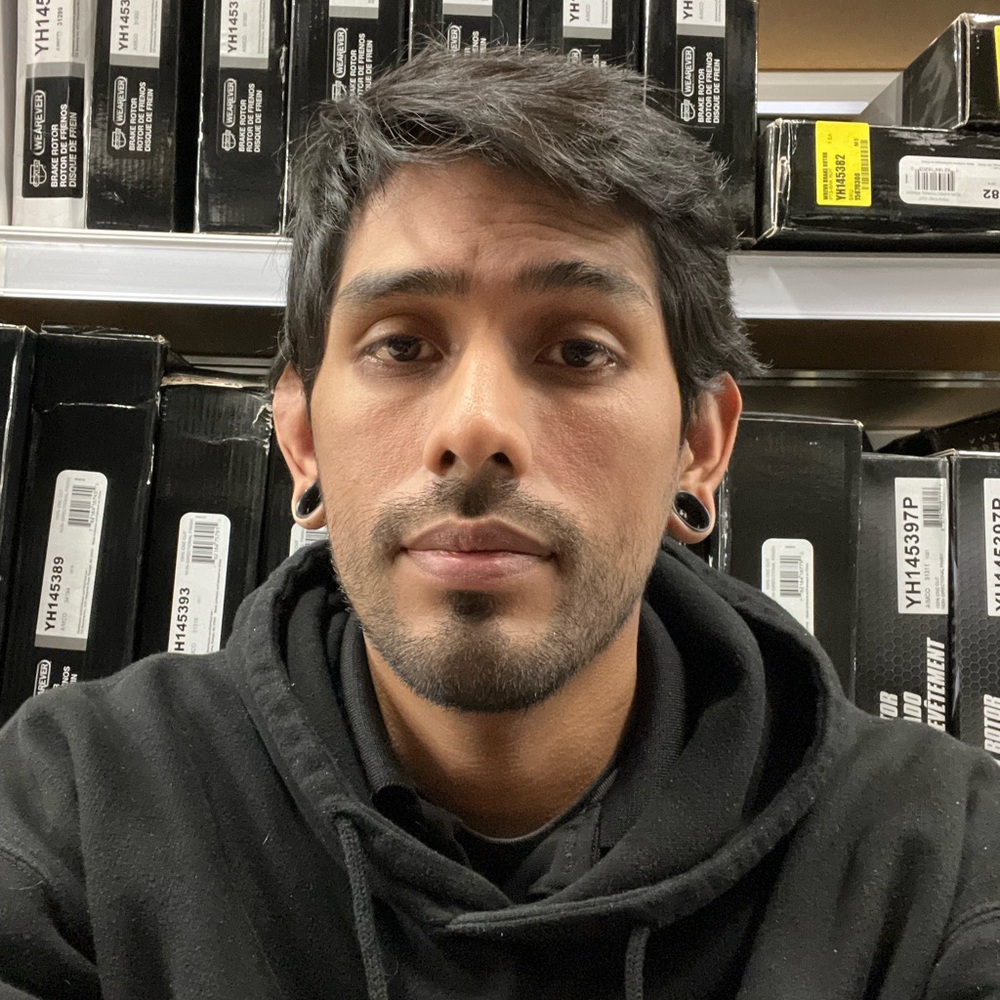 Meet your Posher, Thomas